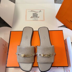 Hermès Women’s Giulia Sandals in Beige Matte Calfskin with Palladium-Plated Kelly Buckle