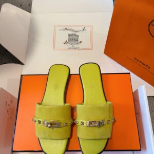 Hermès Women’s Giulia Sandals in Green Yellow Matte Calfskin with Palladium-Plated Kelly Buckle