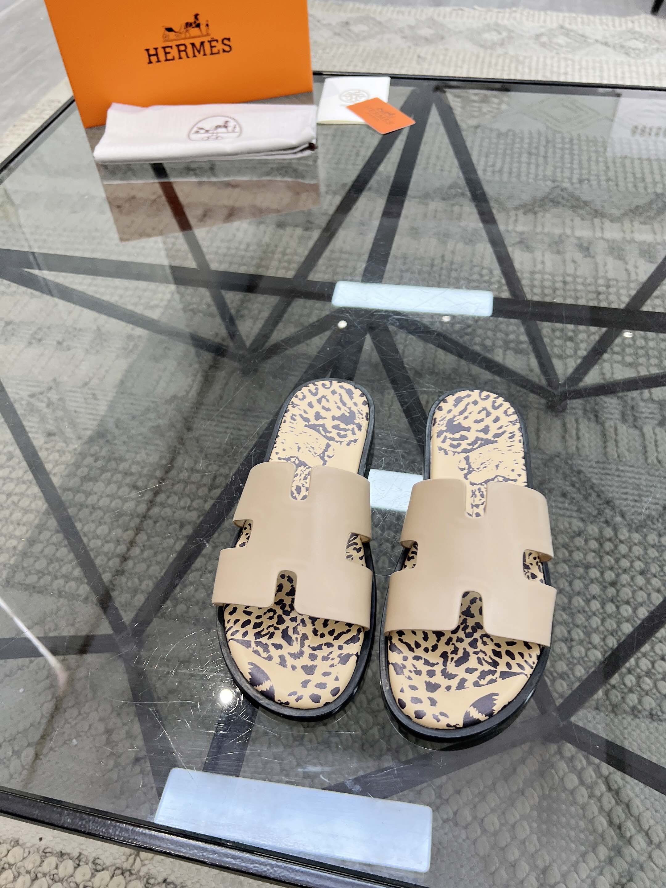 HERMES   1059