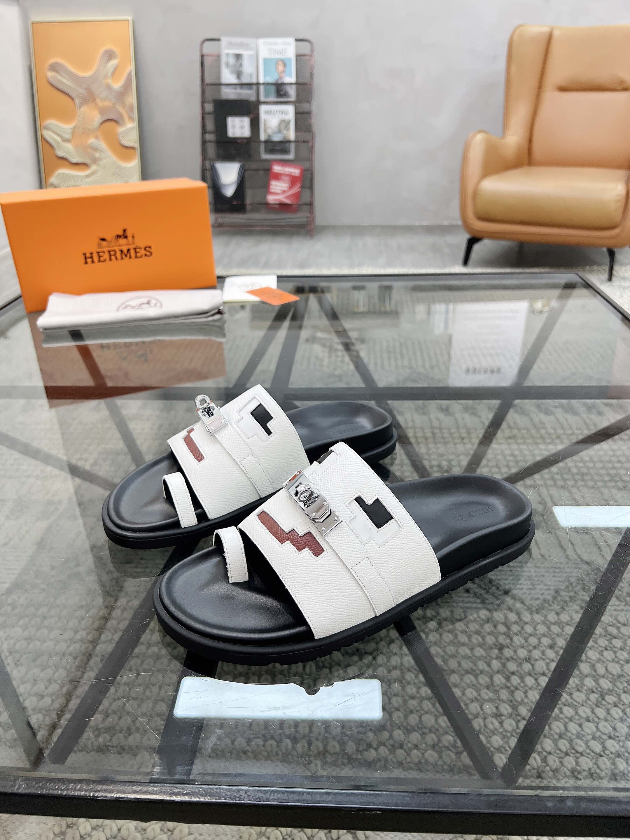 Hermès “Leather Monster Ocean Picto Doll” White Women’s Leather Sandals