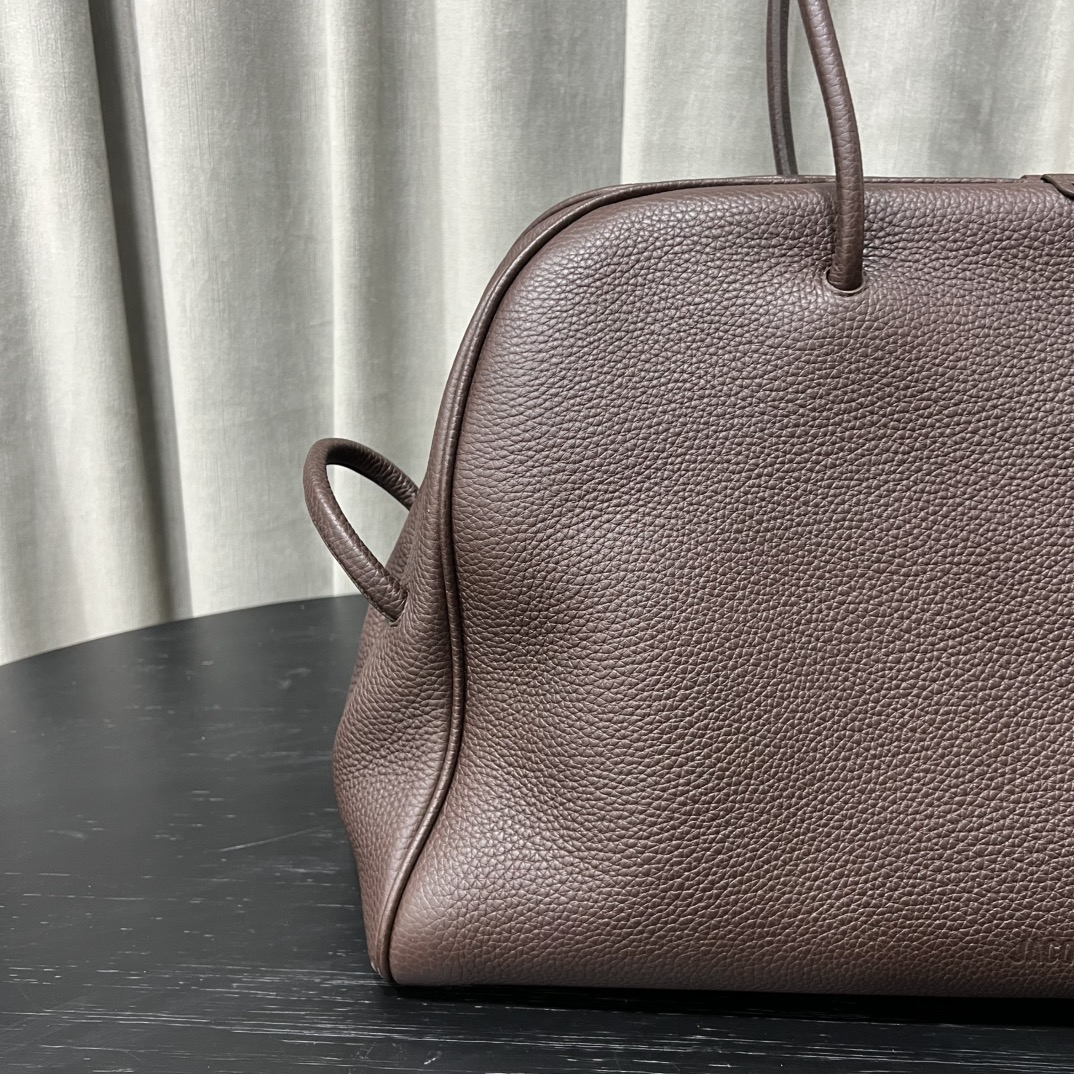 Jacquemus 000511
