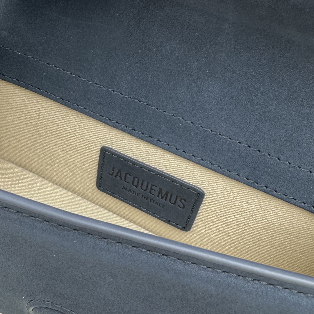 Jacquemus 00279