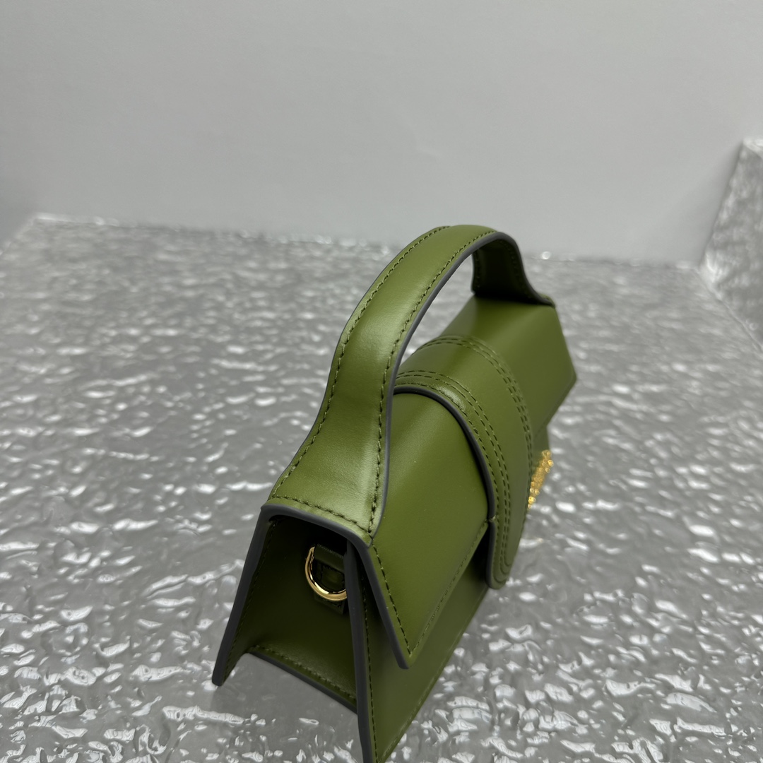 Jacquemus 00339