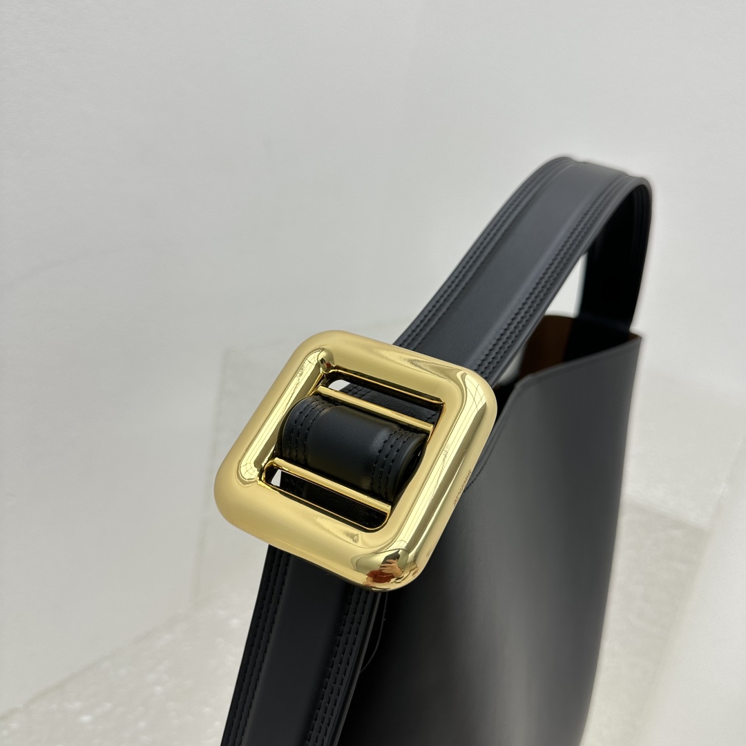 Jacquemus 00379