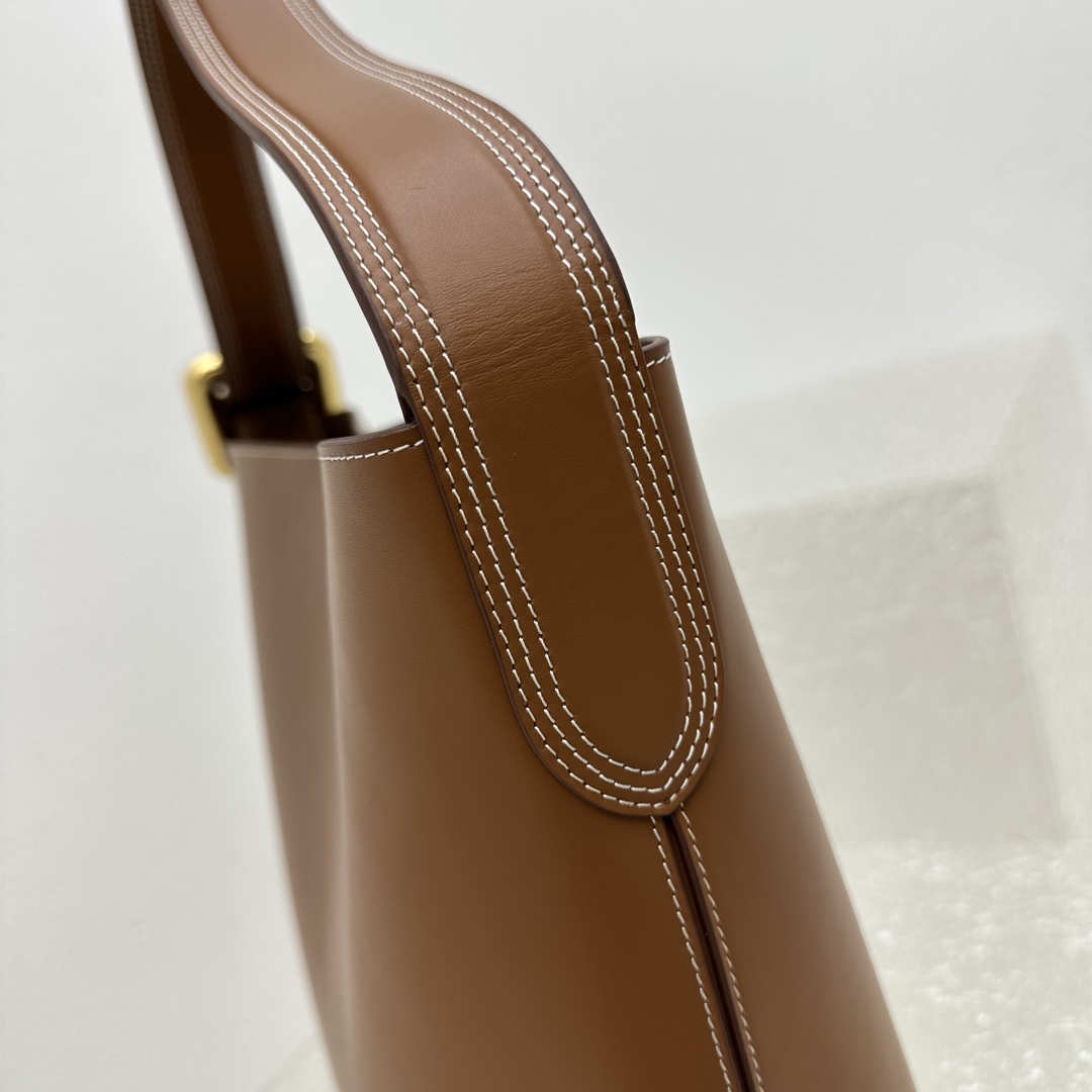 Jacquemus 00419
