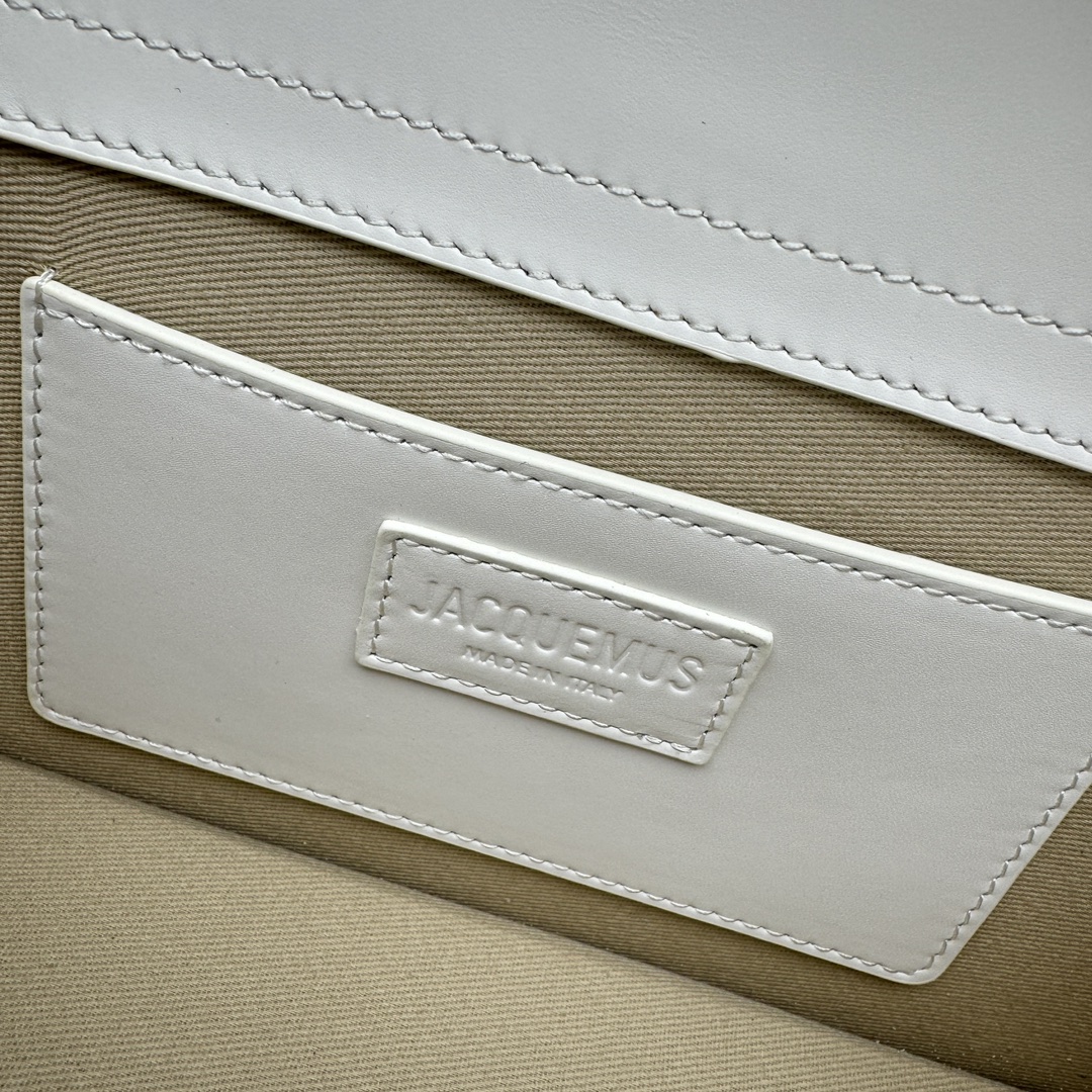 Jacquemus 004312
