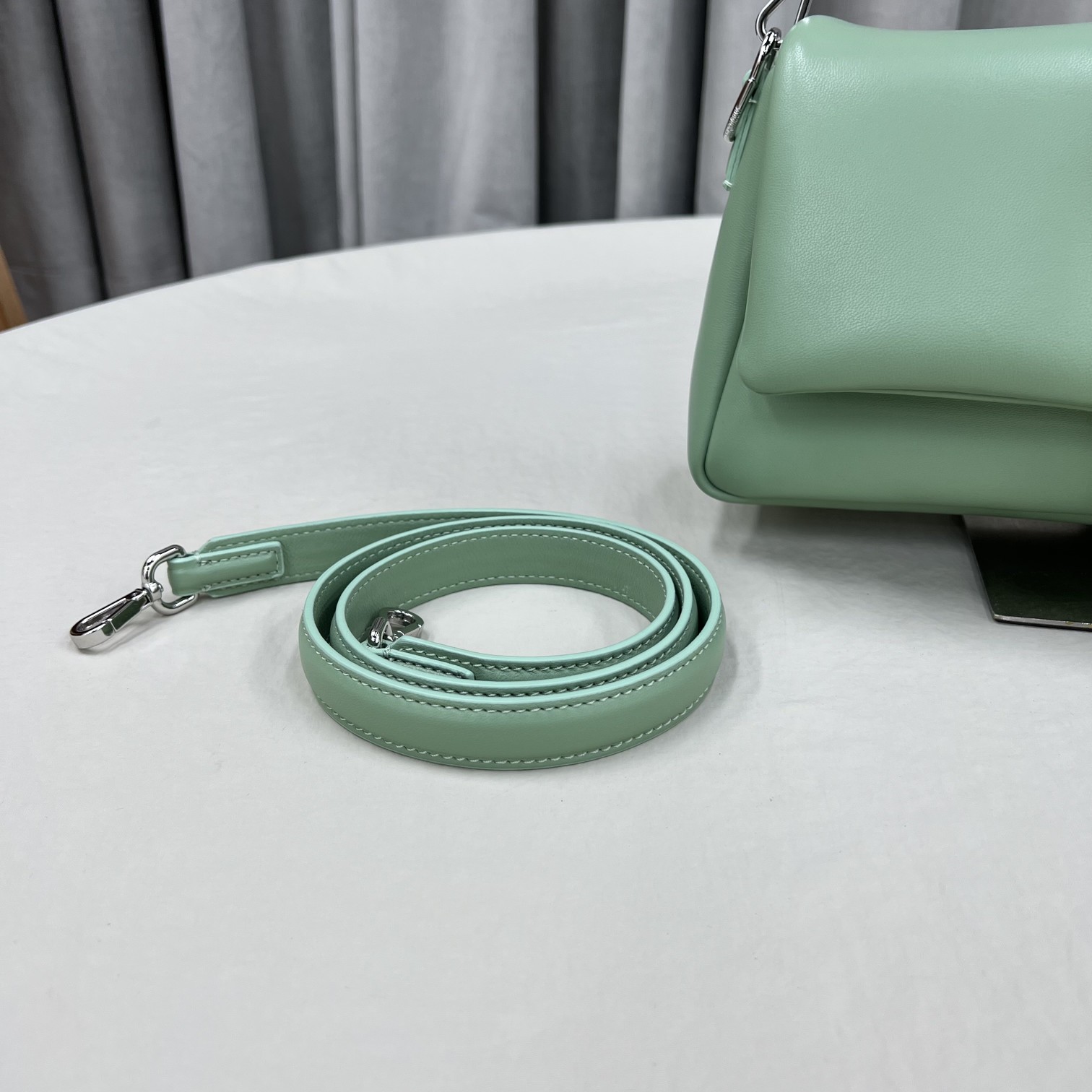 Jacquemus 00519