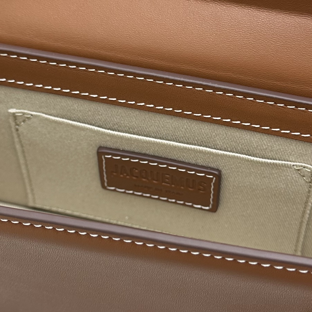 Jacquemus 01249