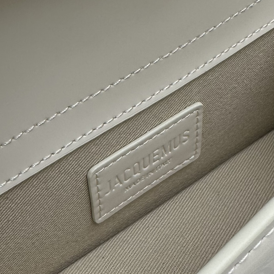 Jacquemus 01549