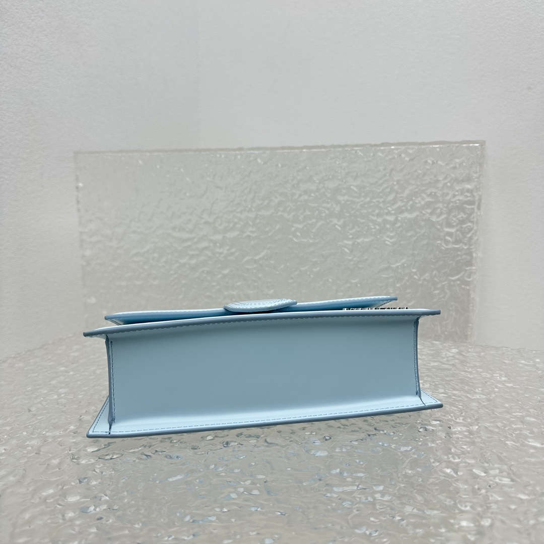 Jacquemus 01579