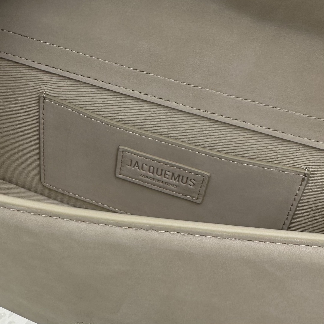Jacquemus 02259