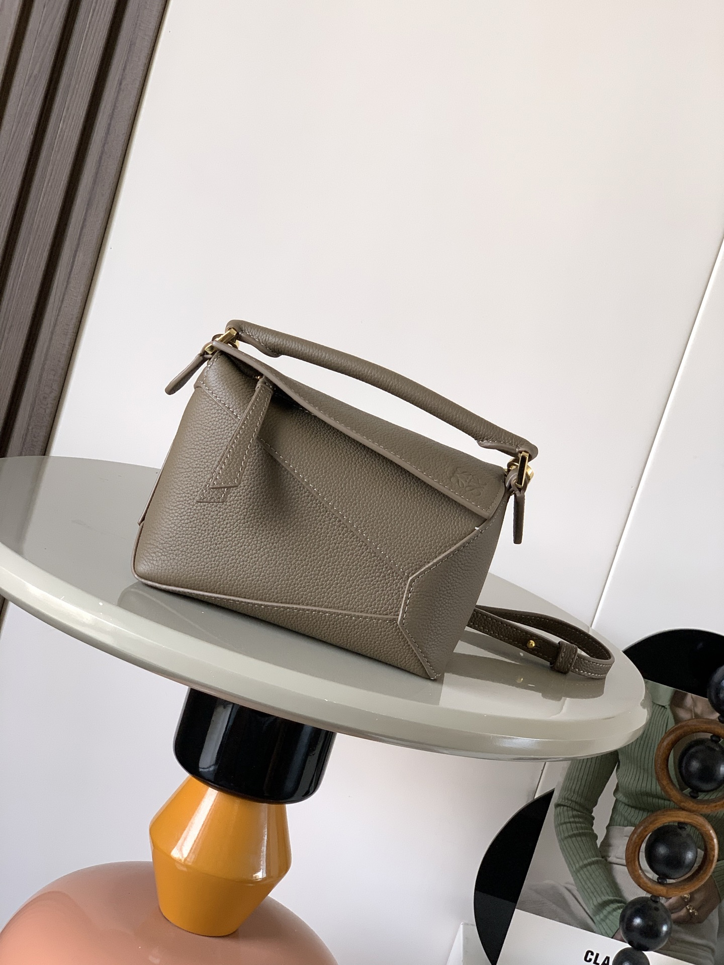 Loewe Large Puzzle Edge bag in grained calfskin Brown – LOEWE