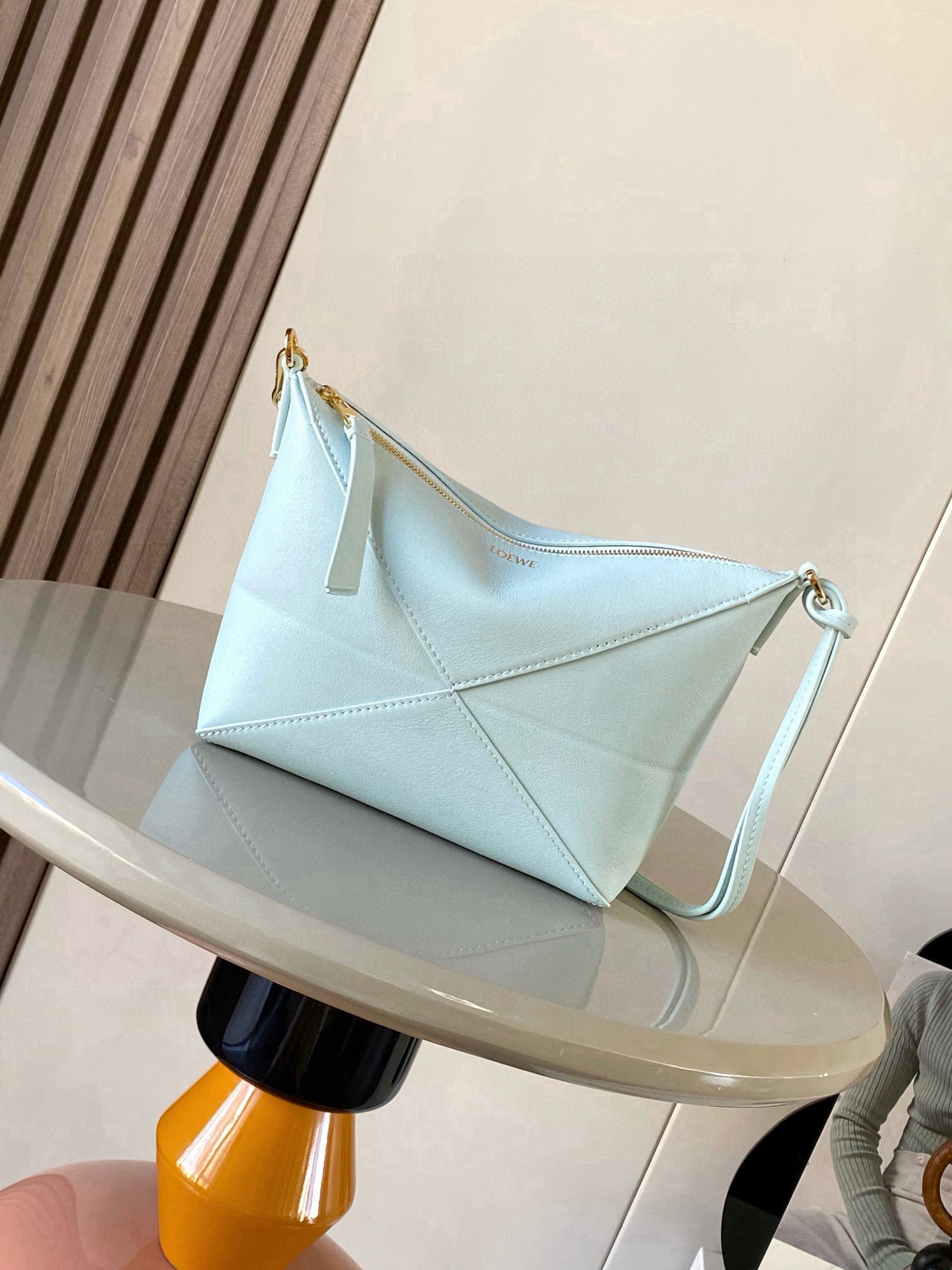 Loewe Puzzle Fold pouch in shiny nappa calfskin Blue – LOEW