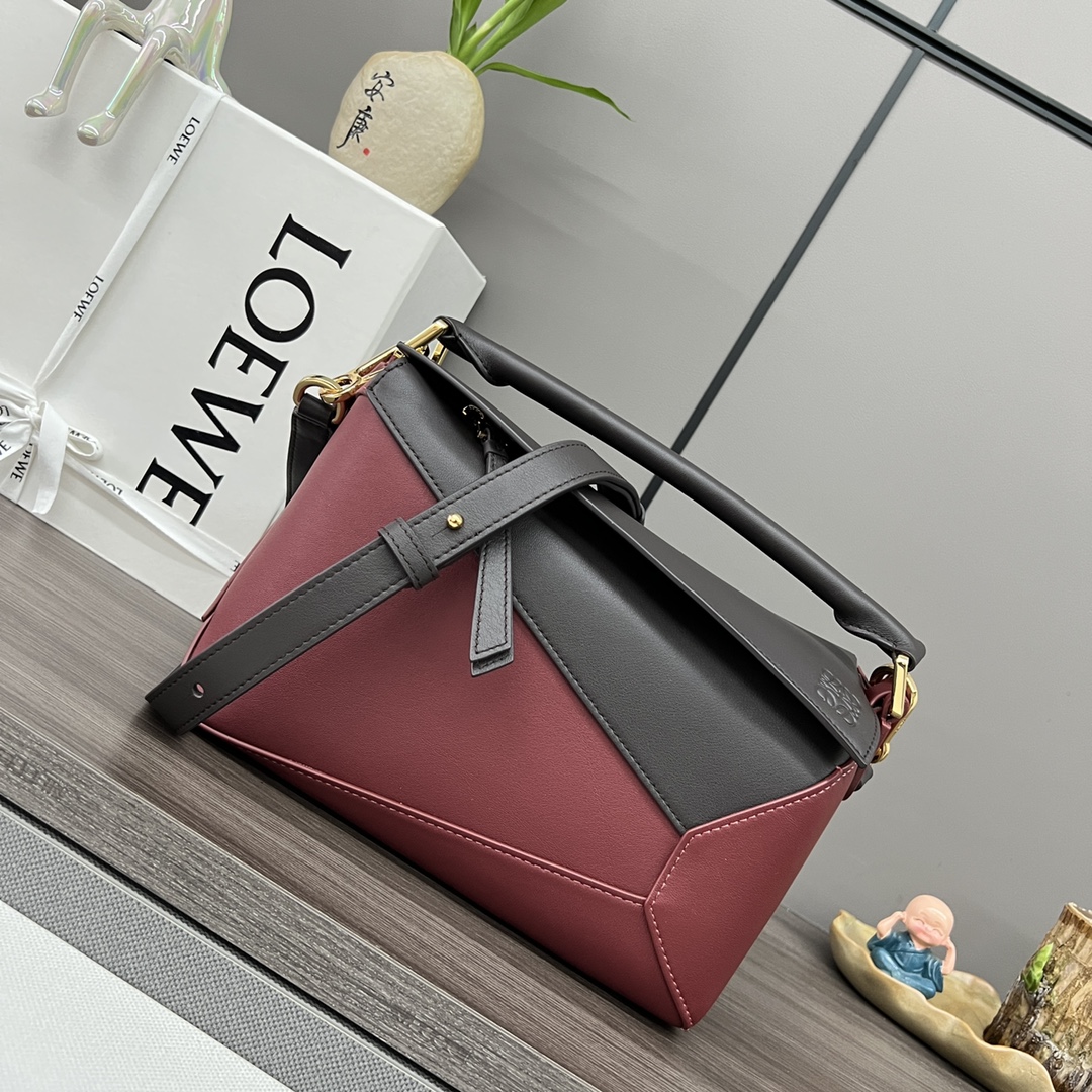 Loewe 2023 Small Puzzle Edge Bag w/Tags – Brown red Handle