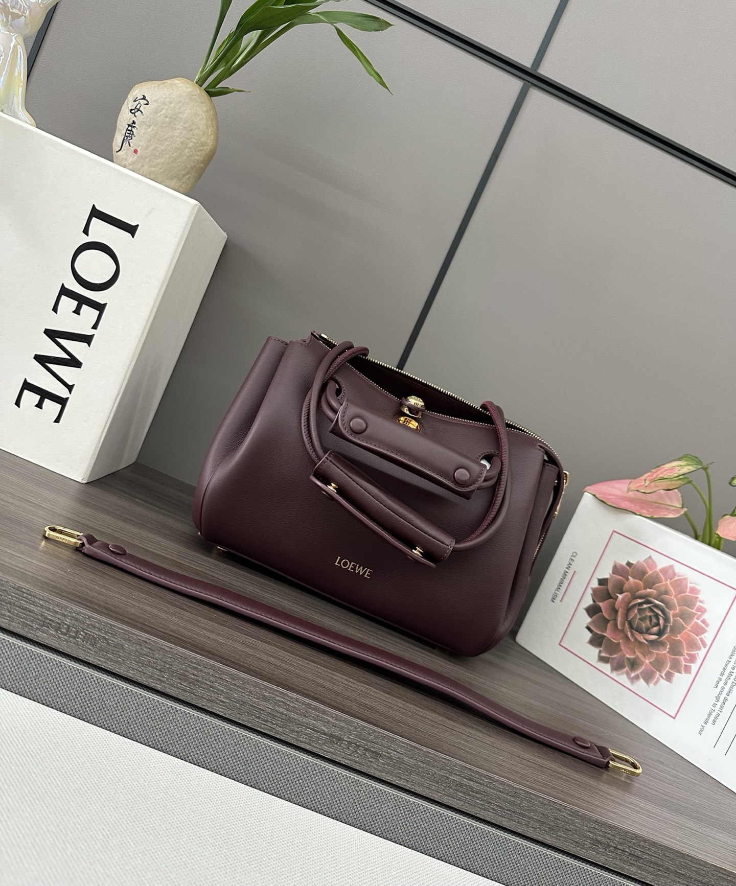 Small Madrid bag in supple calfskin Red – LOEWE