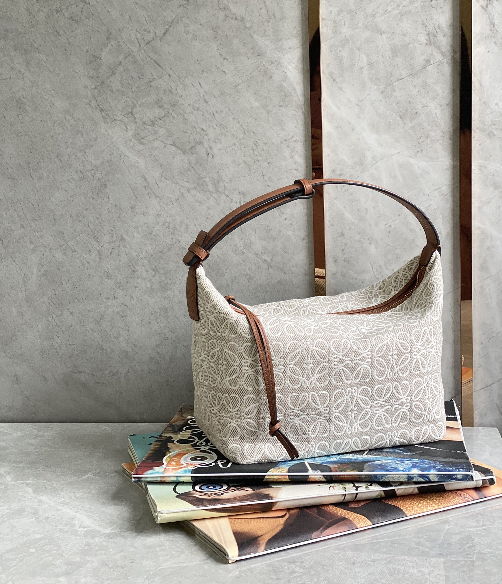 Loewe Small Cubi Bag – Neutrals Handle Bags, Handbags – LOW62053