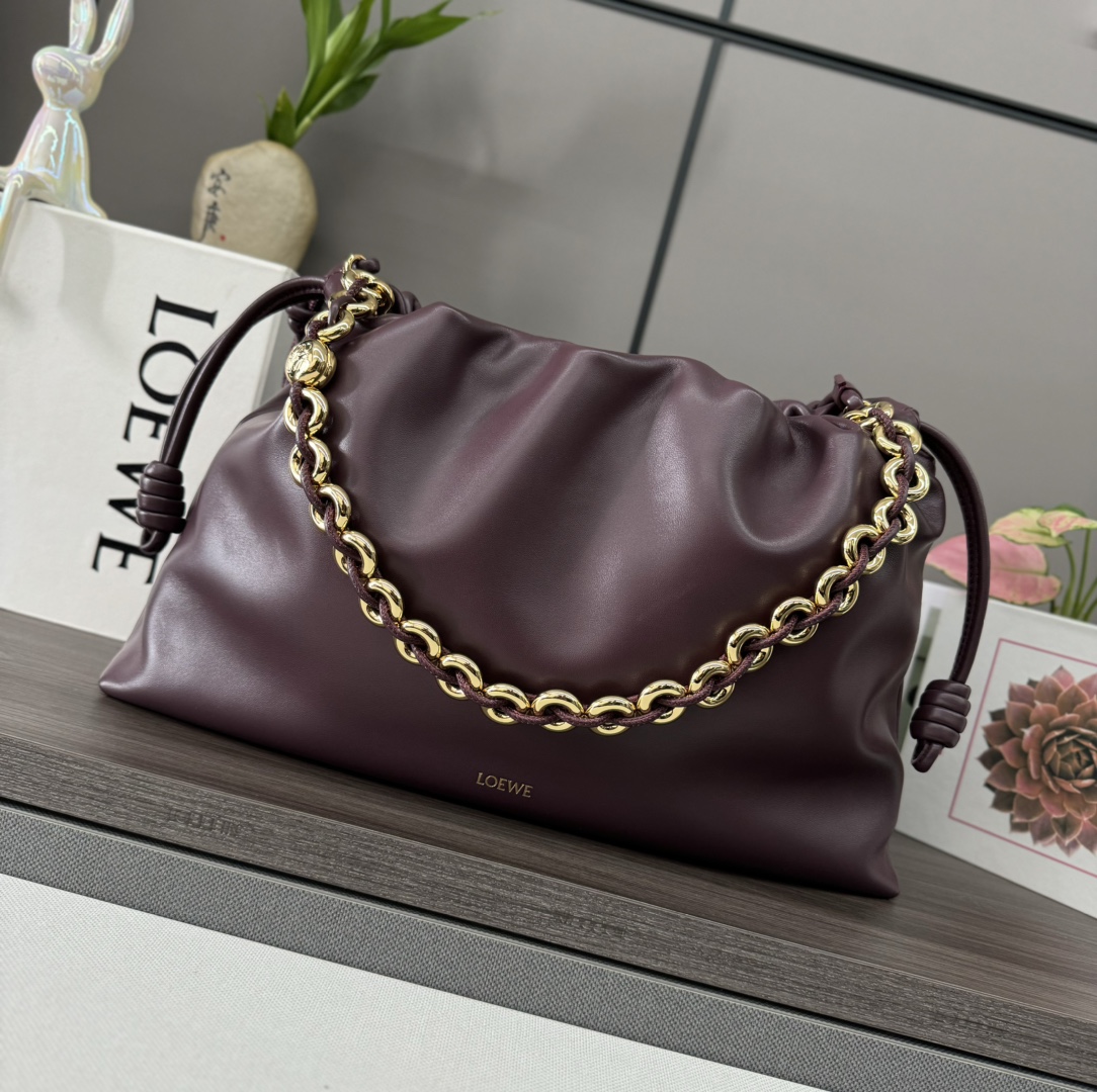 Loewe Large Flamenco purse in mellow nappa lambskin Red – LOEWE