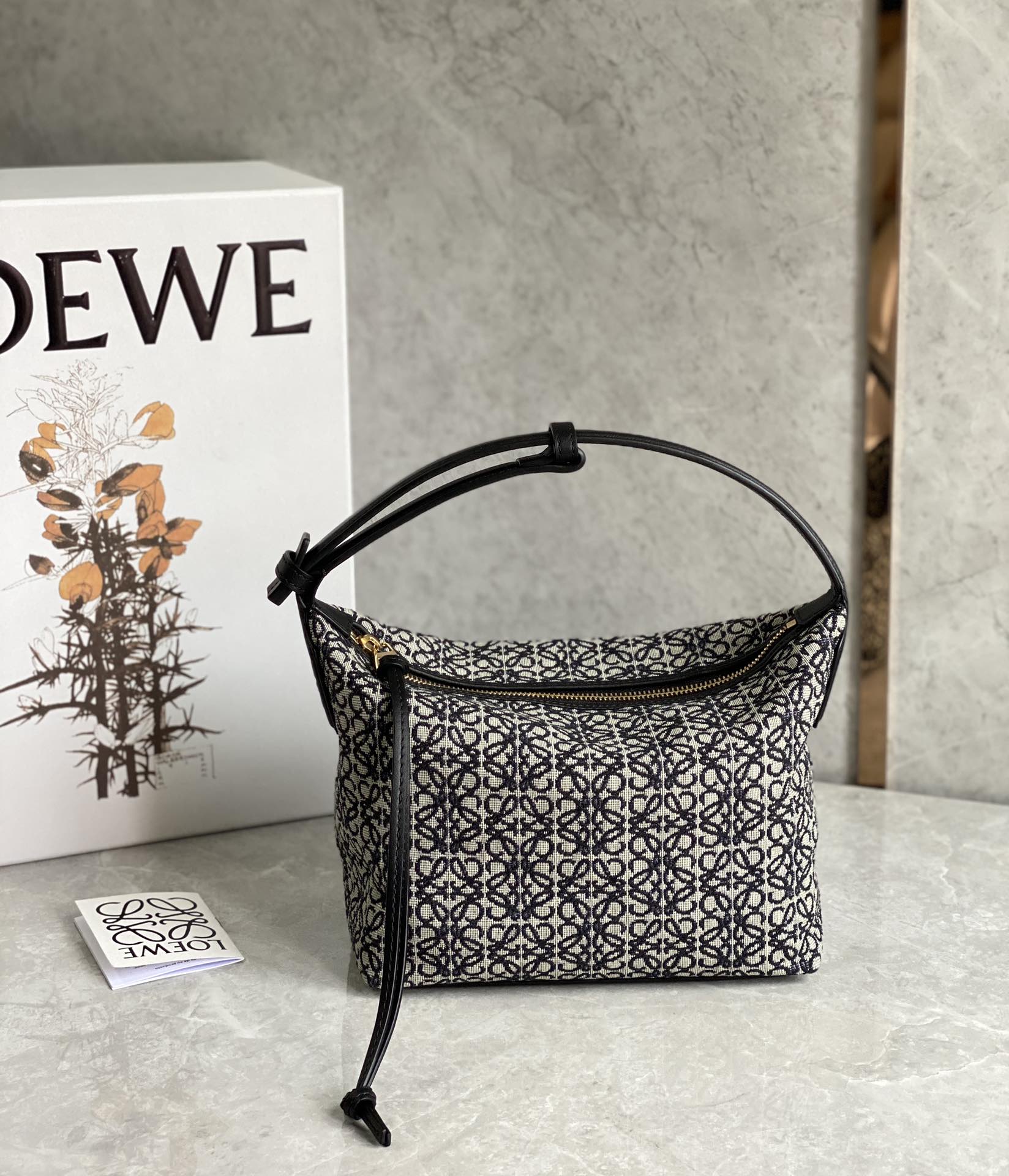 Loewe Small Cubi bag in Anagram Jacquard & Calfskin Navy/ Black – Coco Approv