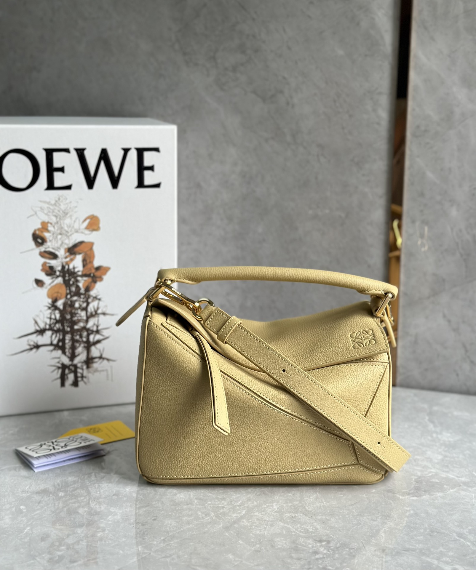 Loewe Small Puzzle Edge bag in classic calfskin Beige – LOEWE