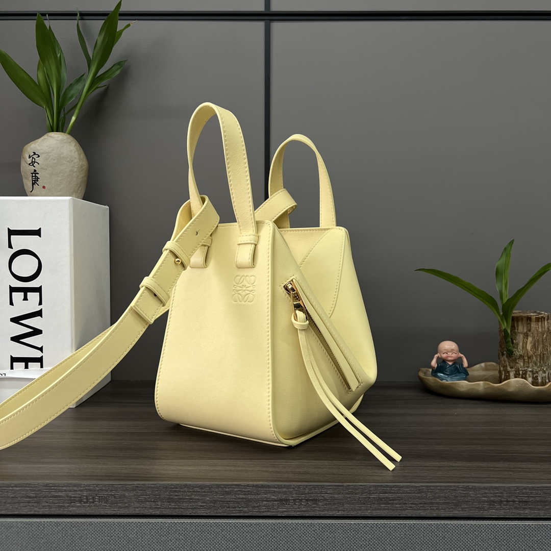 Loewe Compact Hammock bag in classic calfskin yellow Green – LOEWE