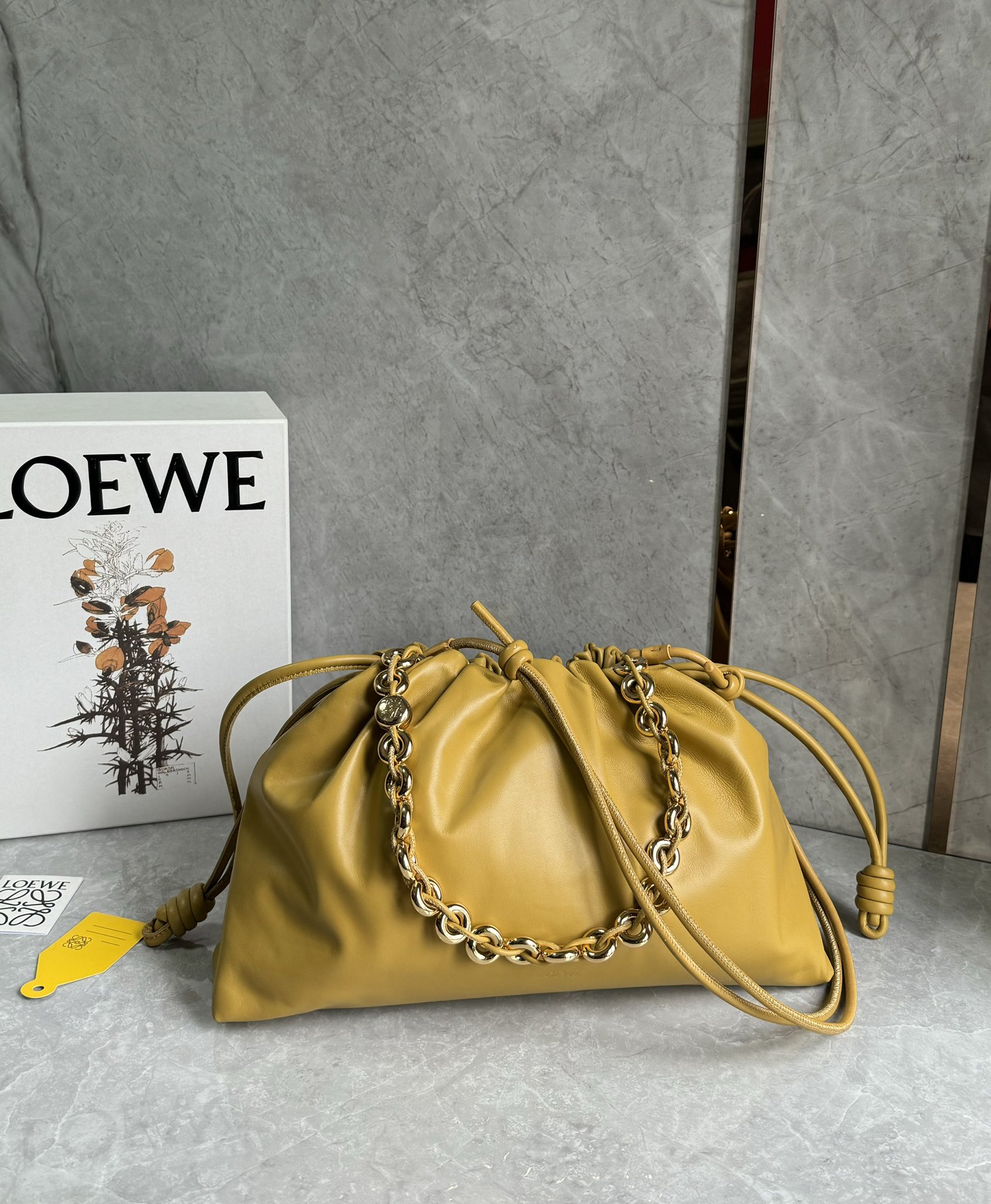 Loewe Large Flamenco purse in mellow nappa lambskin Beige – LOEWE