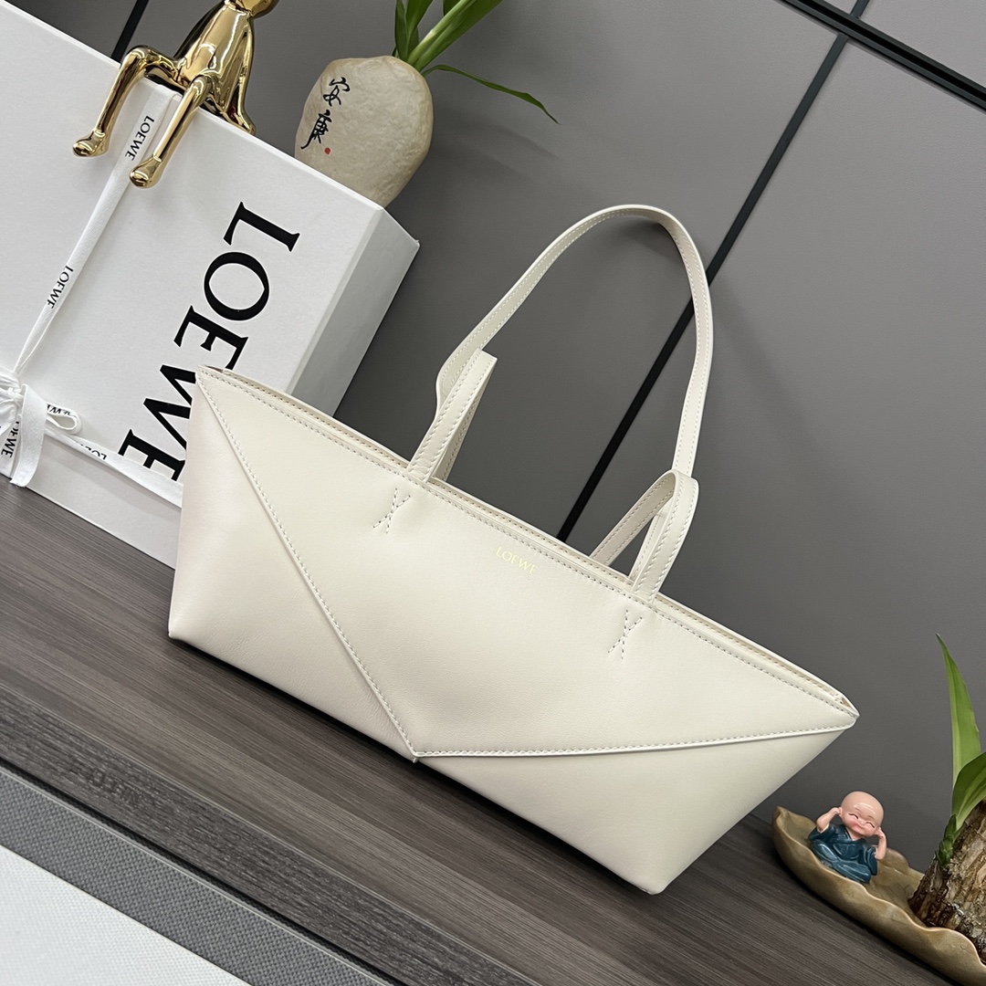 LOEWE Raffia Small Basket Tote Bag Natural white 1468853 |