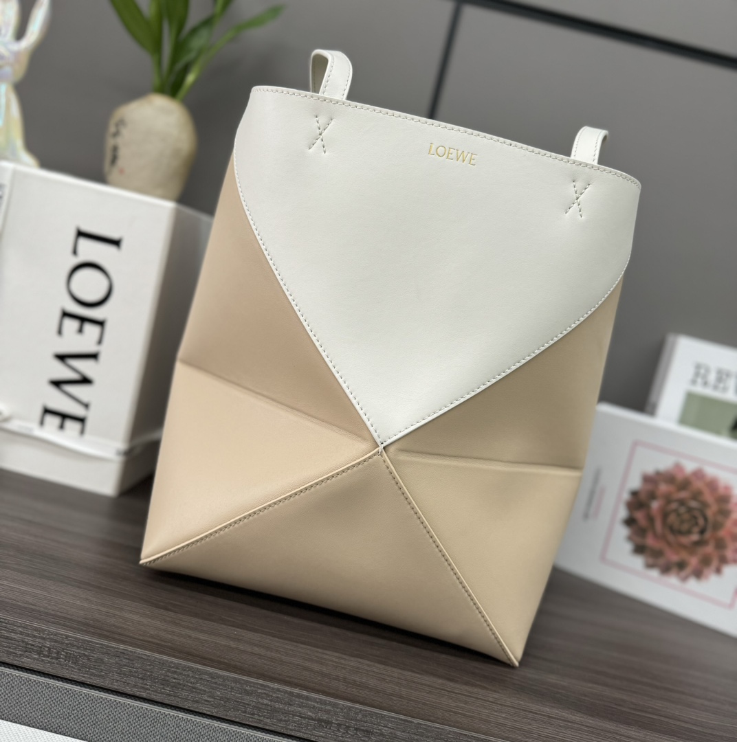 Loewe Mini Puzzle Fold Tote in shiny calfskin White – LOEWE