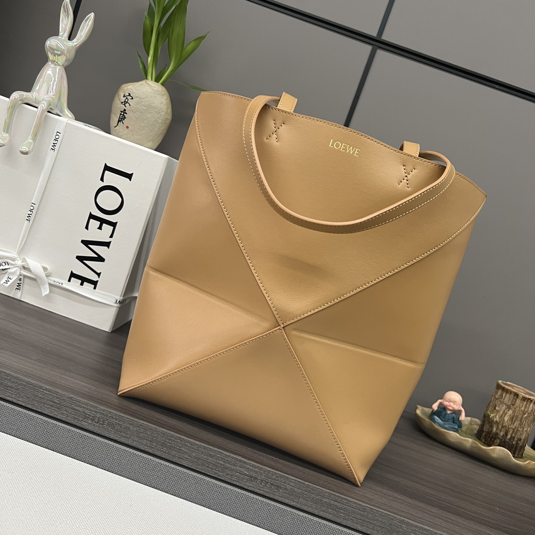 Loewe Mini Puzzle Fold tote in shiny calfskin Beige – LOEWE