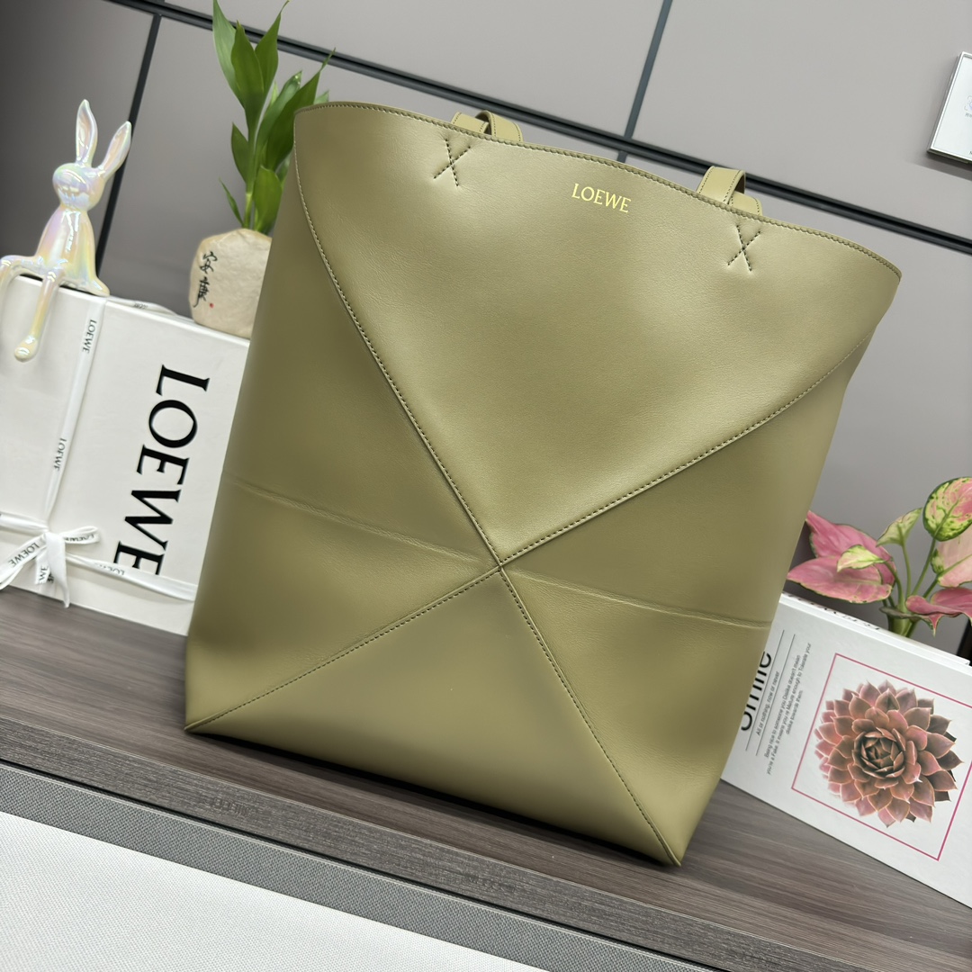 LOEWE Medium Hammock hobo mini Shoulder Bag Green