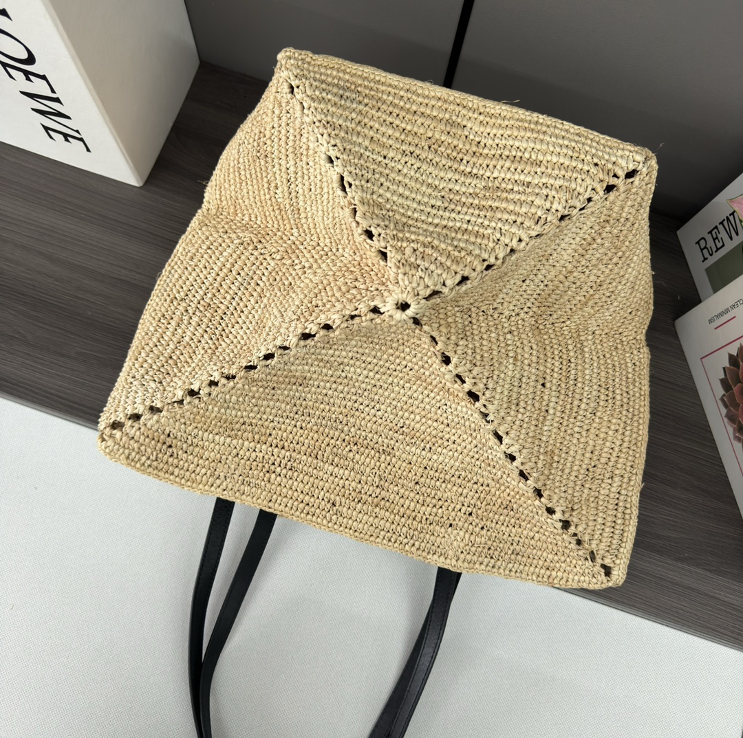 Loewe Puzzle Fold Medium Raffia Tote – Neutrals |