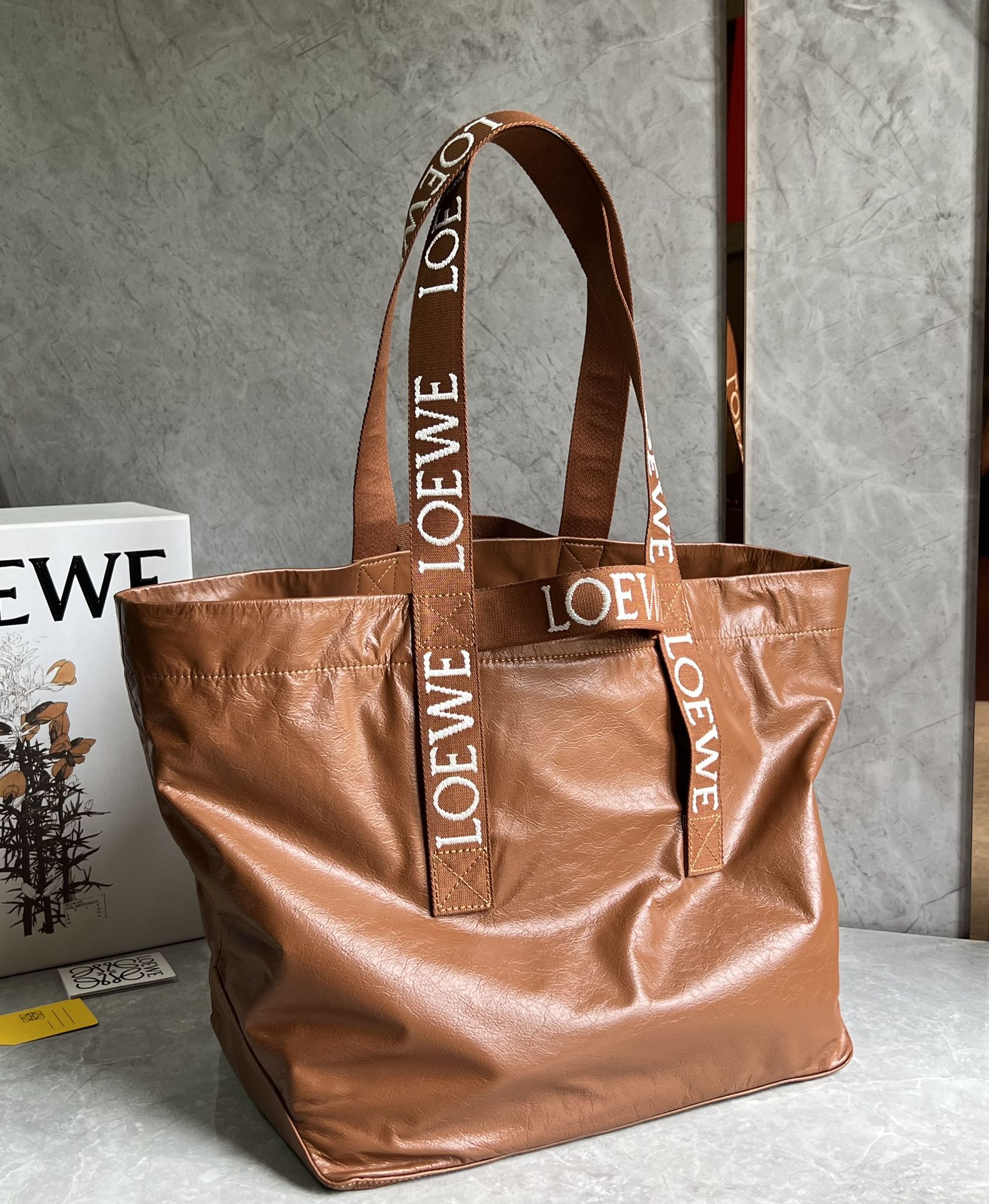 LOEWE Paper Calfskin Fold Shopper Tote Tan 1330795 brown |