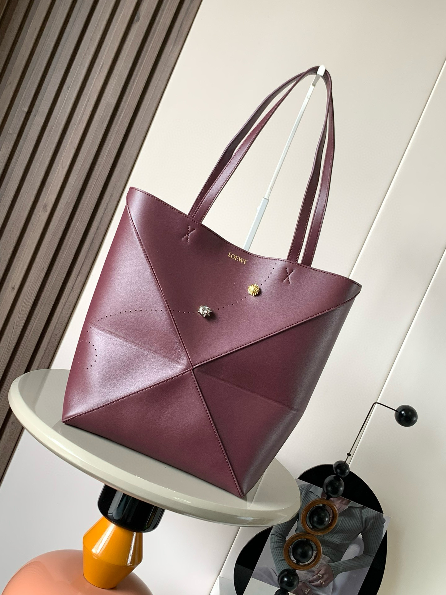 Loewe XL Puzzle Fold tote in shiny calfskin Red – LOEWE