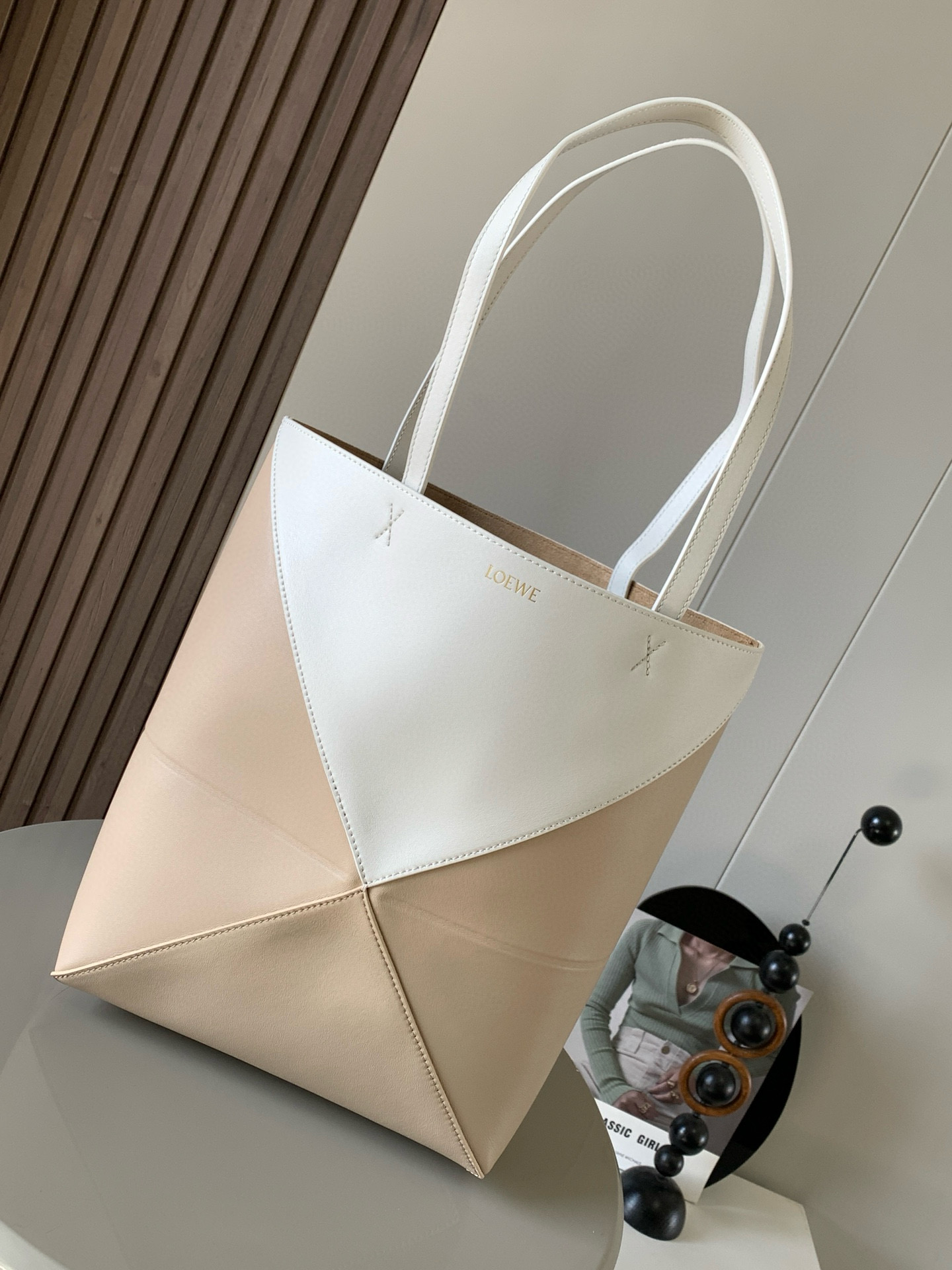 Loewe Puzzle Fold Tote in shiny calfskin White – LOEWE