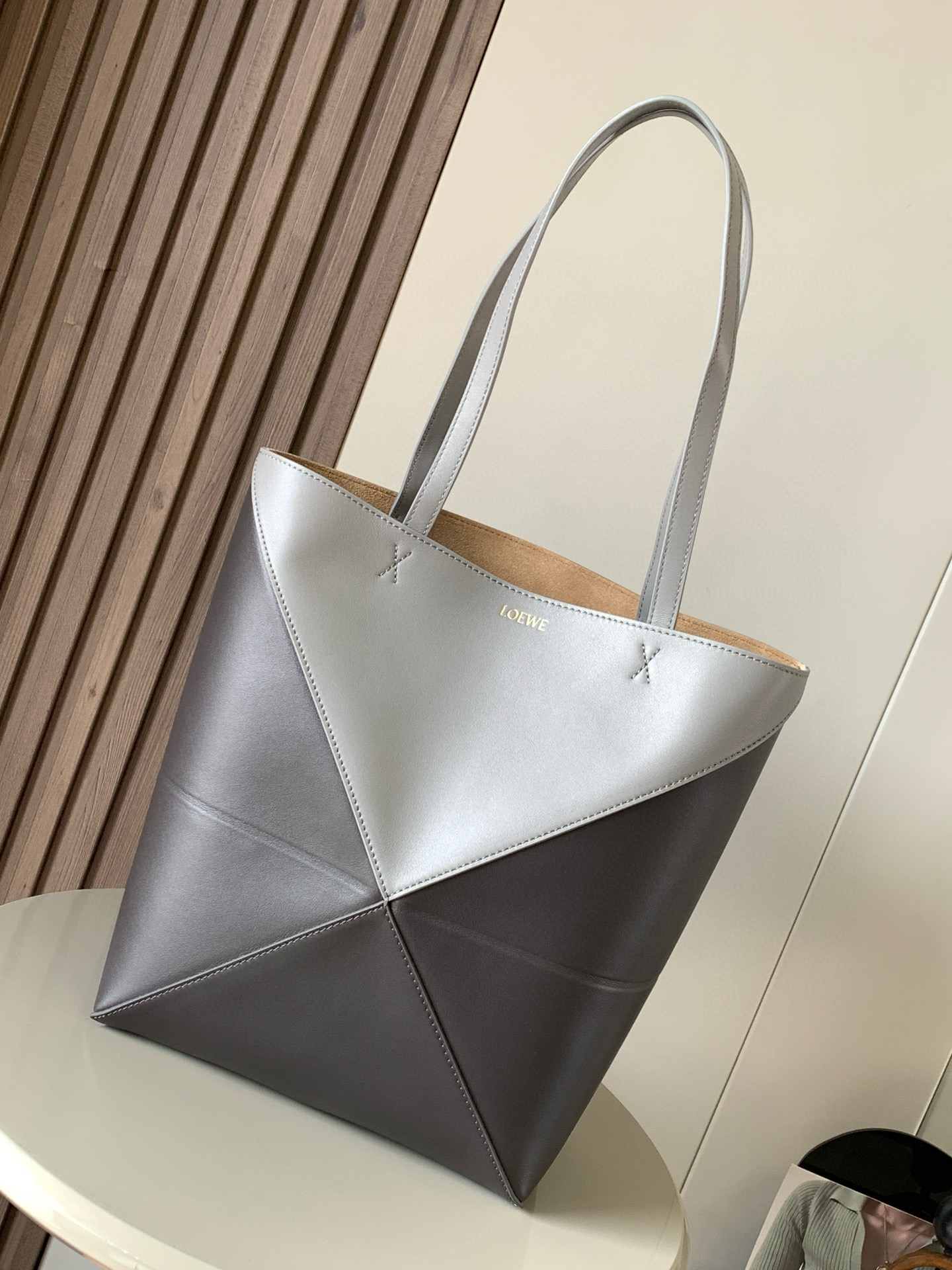 Loewe Puzzle Fold Leather Tote Bag – Pearl Grey/Dark Grey |