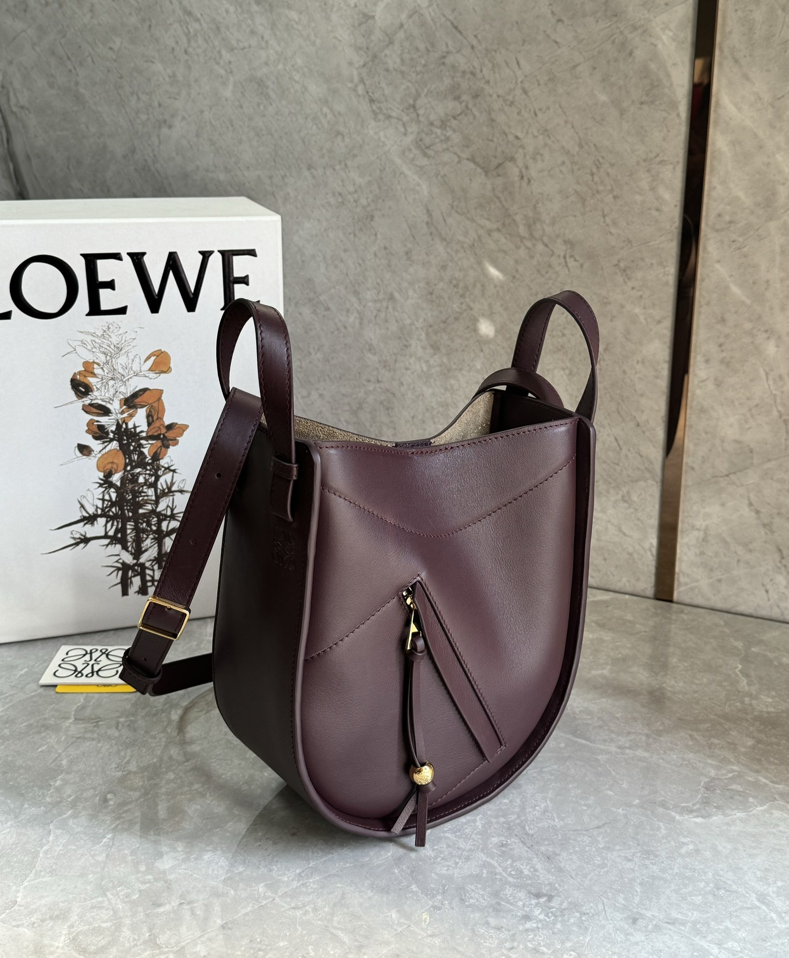 LOEWE Hammock Slice Tote Bag | Red |