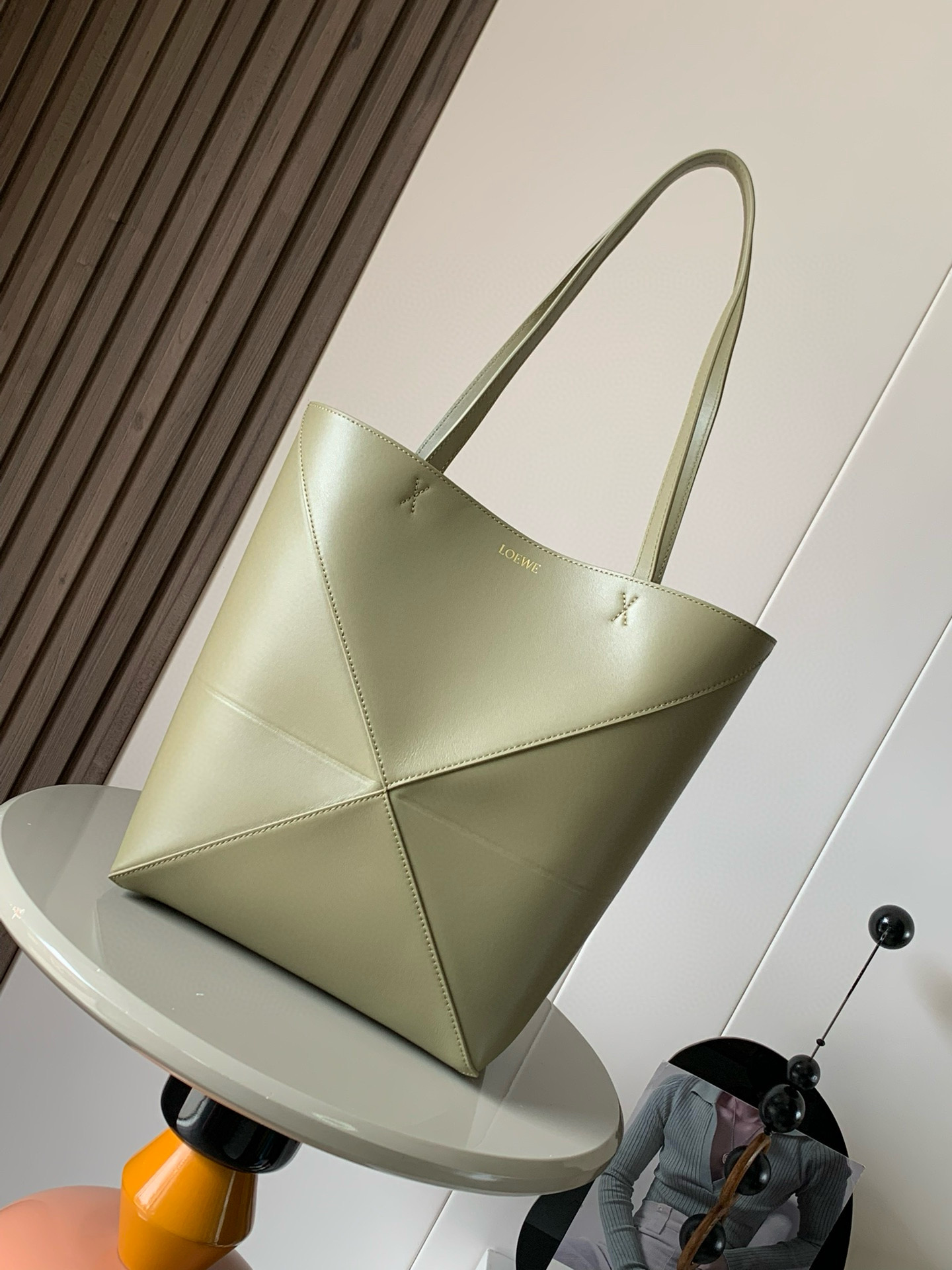 Loewe XL Puzzle Fold tote in shiny calfskin Green – LOEWE