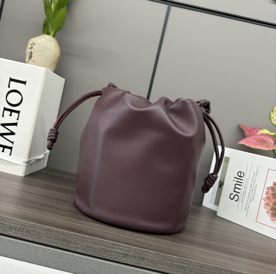 Loewe Flamenco Leather Bucket Bag Women’s Red | eBay