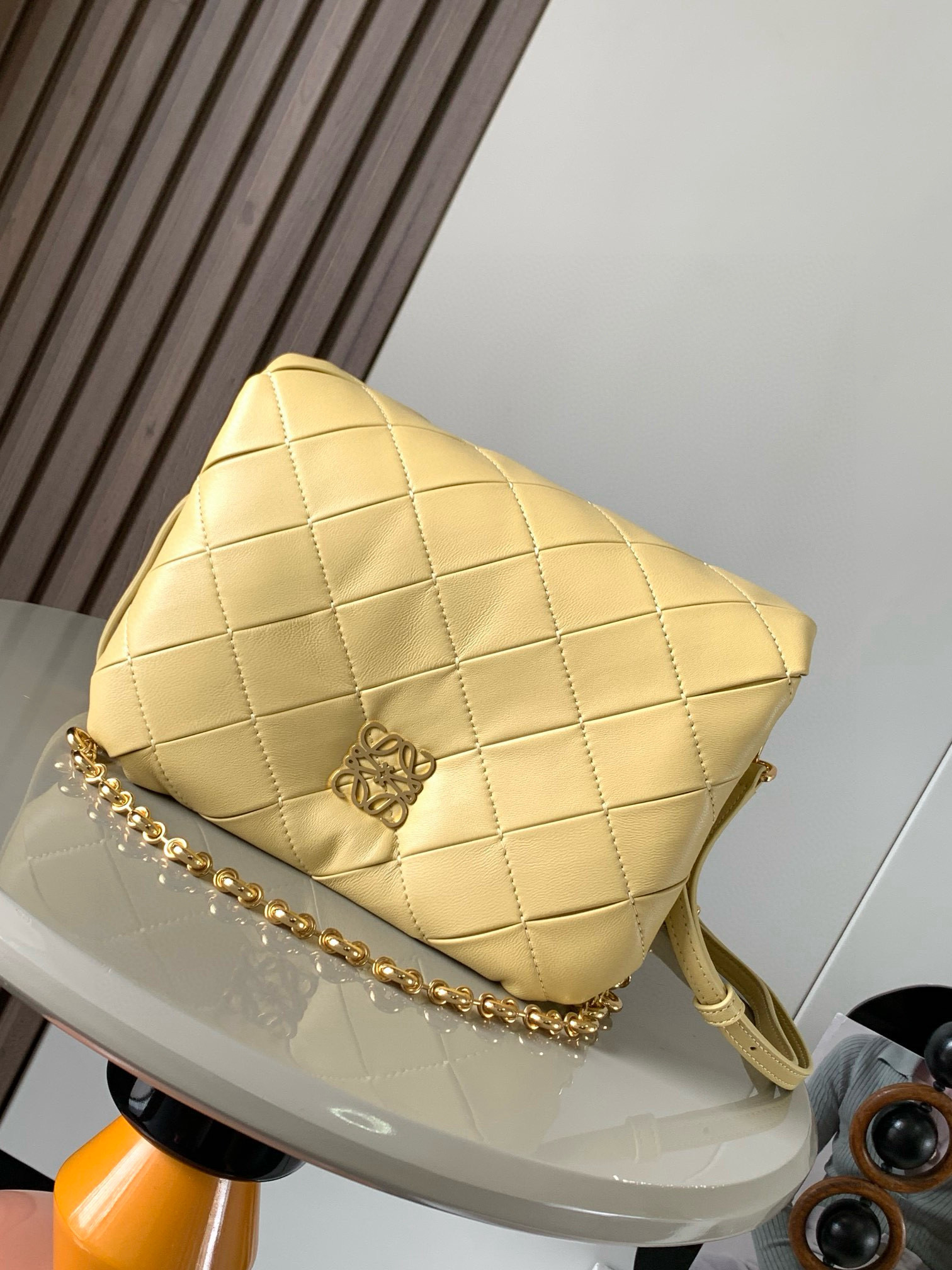 LOEWE Puffer Goya In Pleated Shiny Nappa Lambskin Dark Butter in Shiny Nappa Lambskin with Gold-tone – CN