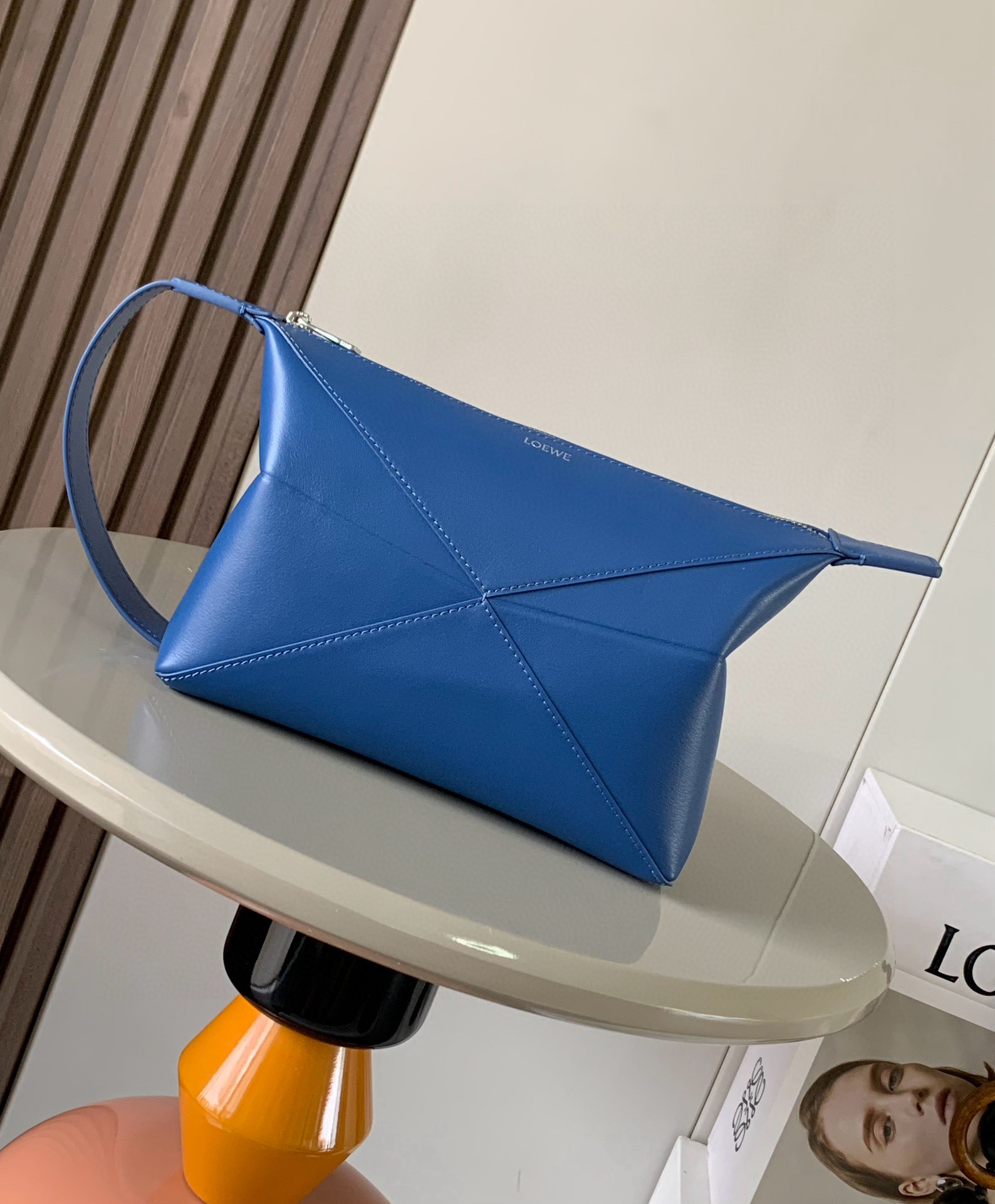 Loewe Puzzle Fold wash bag in shiny calfskin Black – LOEWE