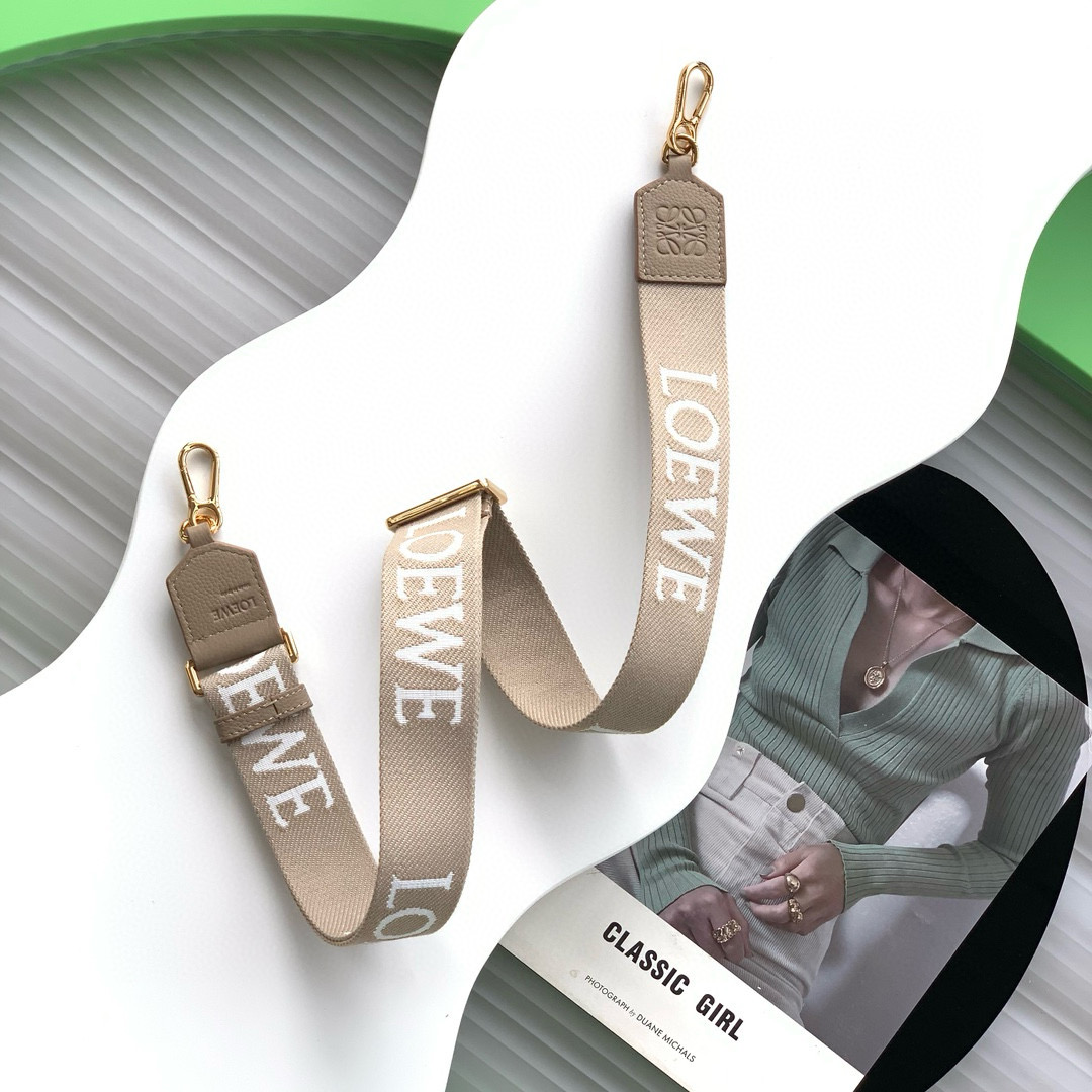 Loewe Anagram loop strap in jacquard and calfskin Beige – LOEWE