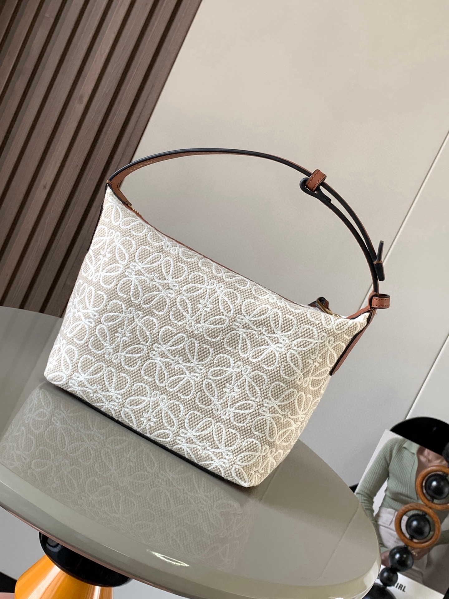 Loewe Small Cubi Shoulder Bag – Neutrals Handle Bags, Handbags – LOW62771 | T