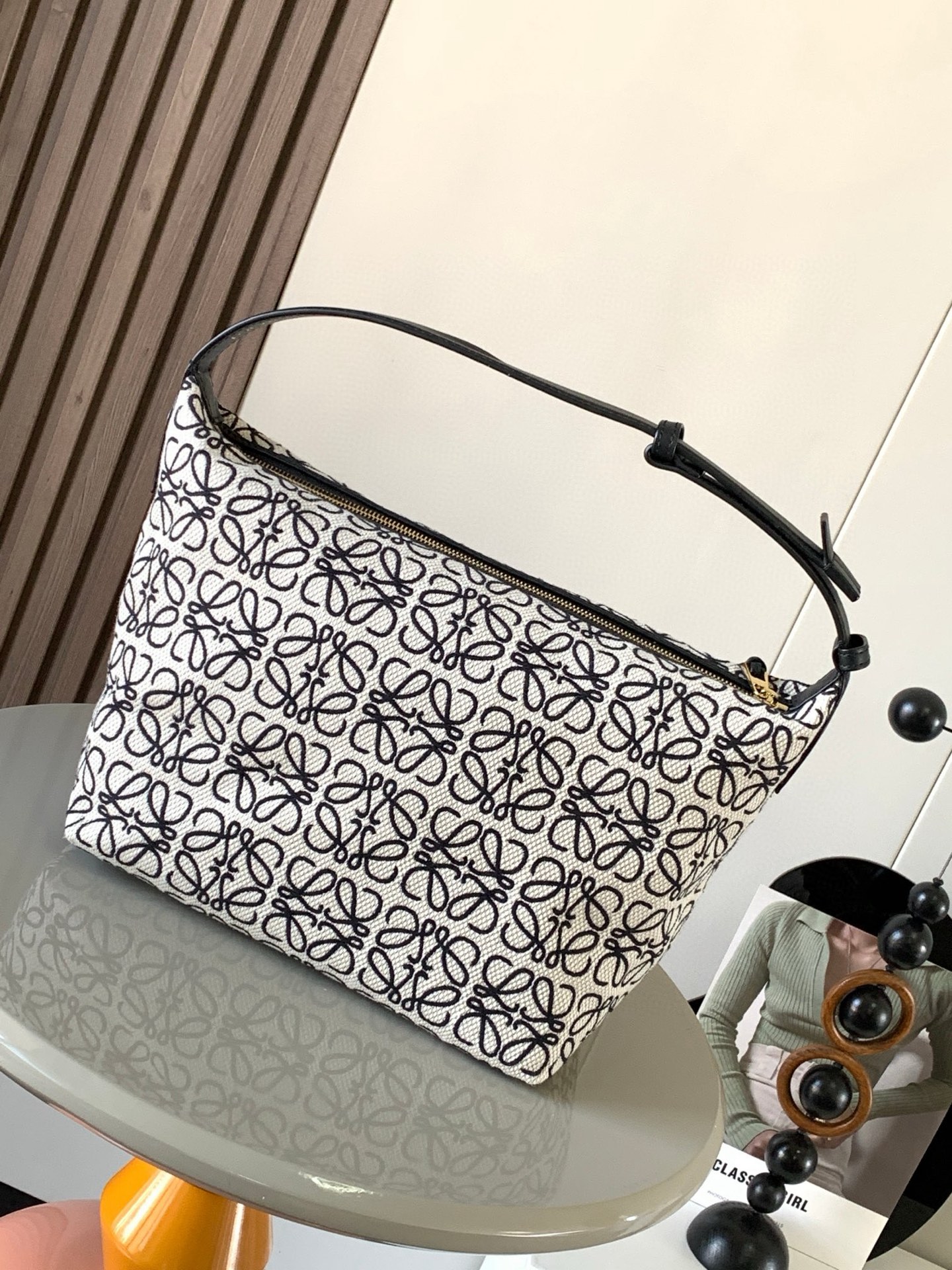 Loewe Small Anagram Jacquard Cubi Bag – Neutrals Hobos, Handbags – LOW57391