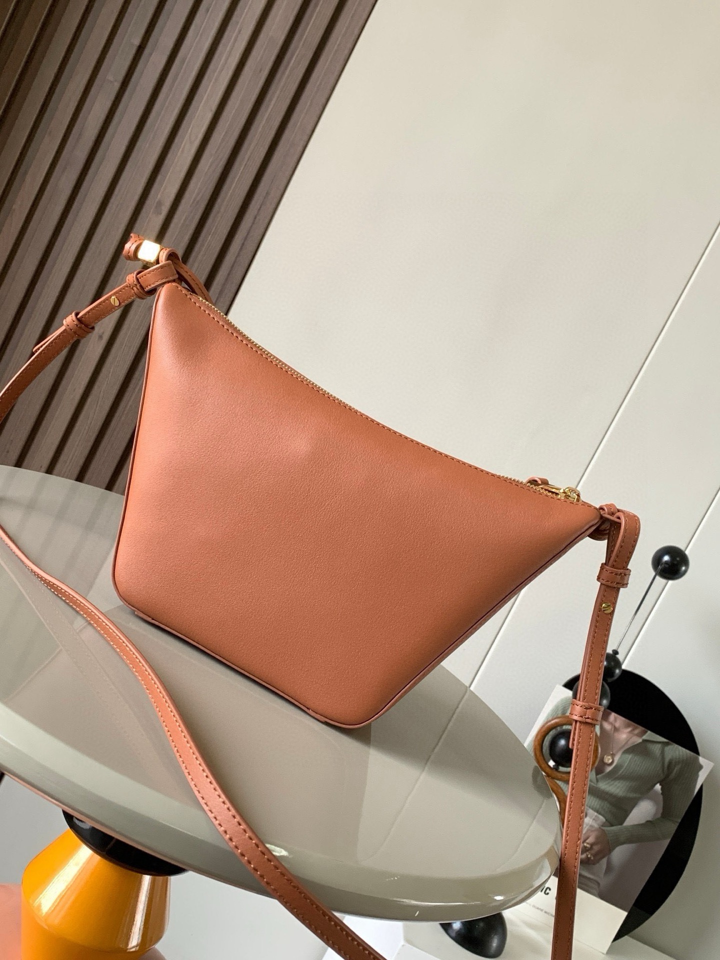 Loewe Mini Hammock hobo in classic calfskin Brown – LOEWE