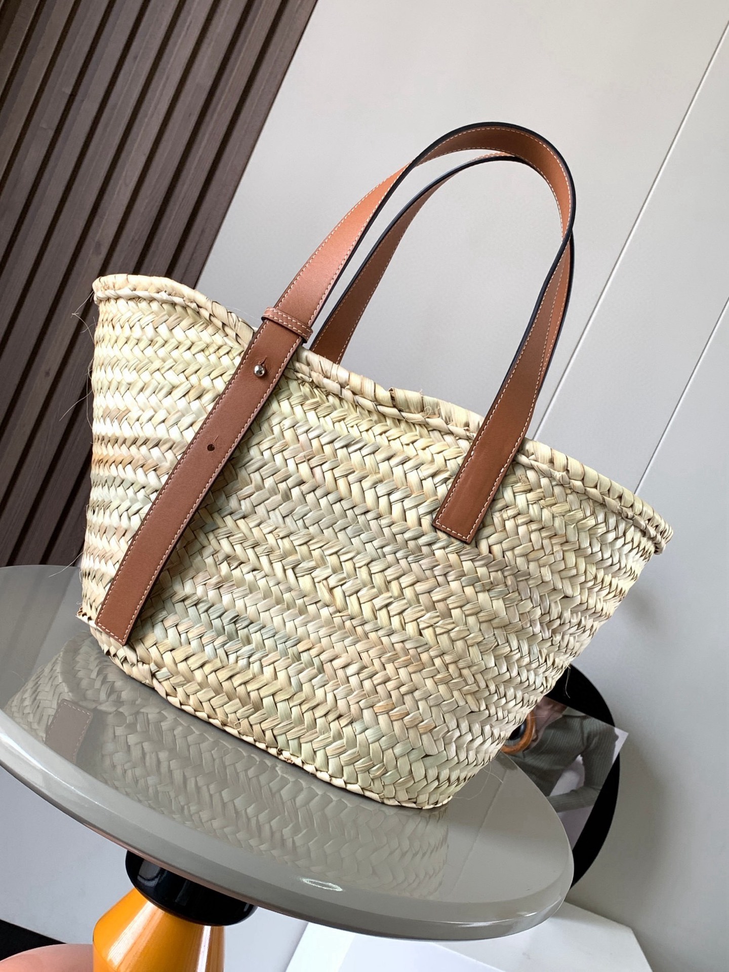 Loewe Raffia Basket – Neutrals Totes, Handbags – LOW77912