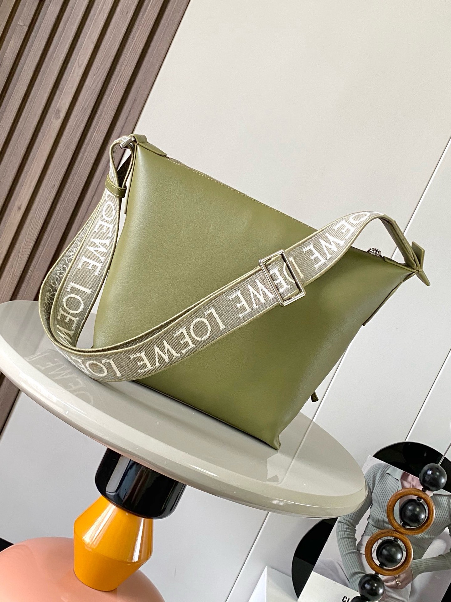 LOEWE – Cubi Small Leather Messenger Bag