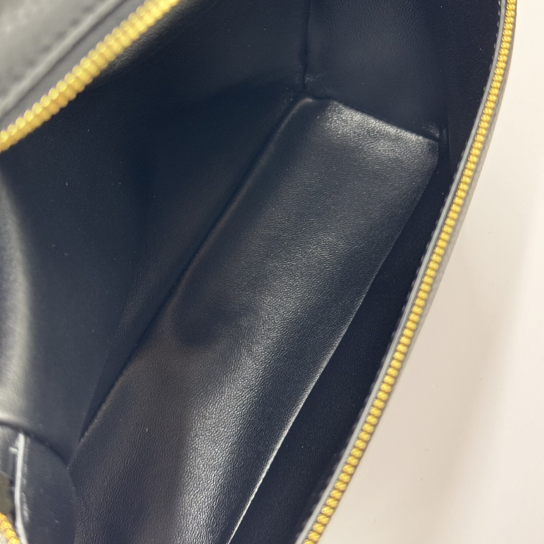 Loro Piana00019