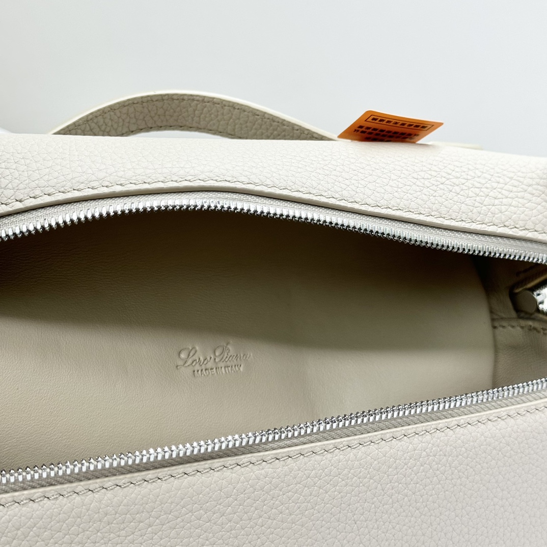 Loro Piana00139