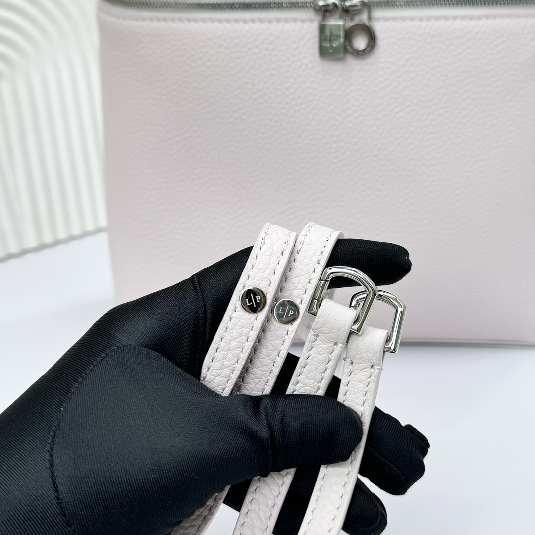 Loro Piana00149