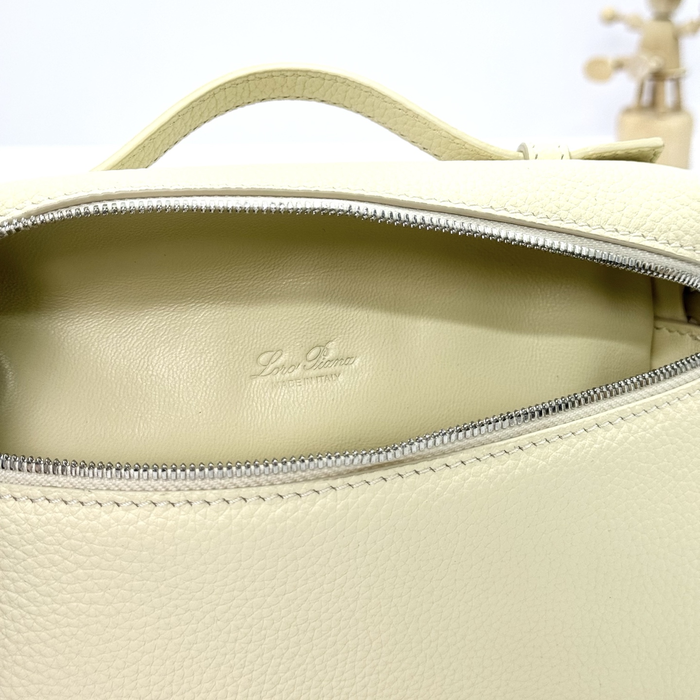 Loro Piana00389