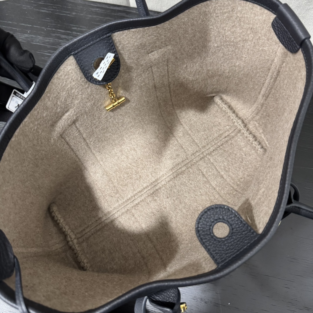 Loro Piana00969